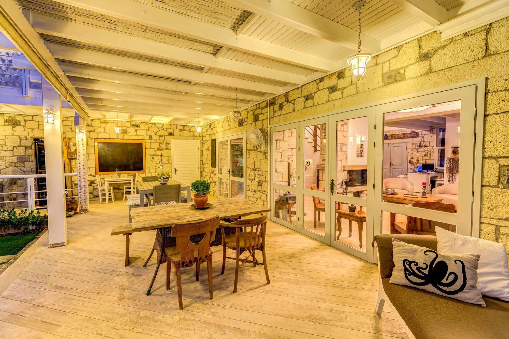 Ev Bharat Butique Hotel, Alaçatı Esterno foto