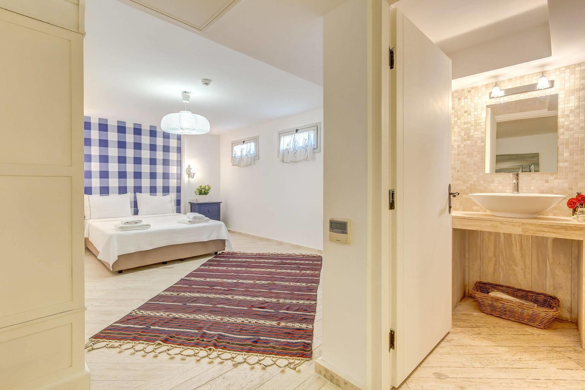 Ev Bharat Butique Hotel, Alaçatı Esterno foto